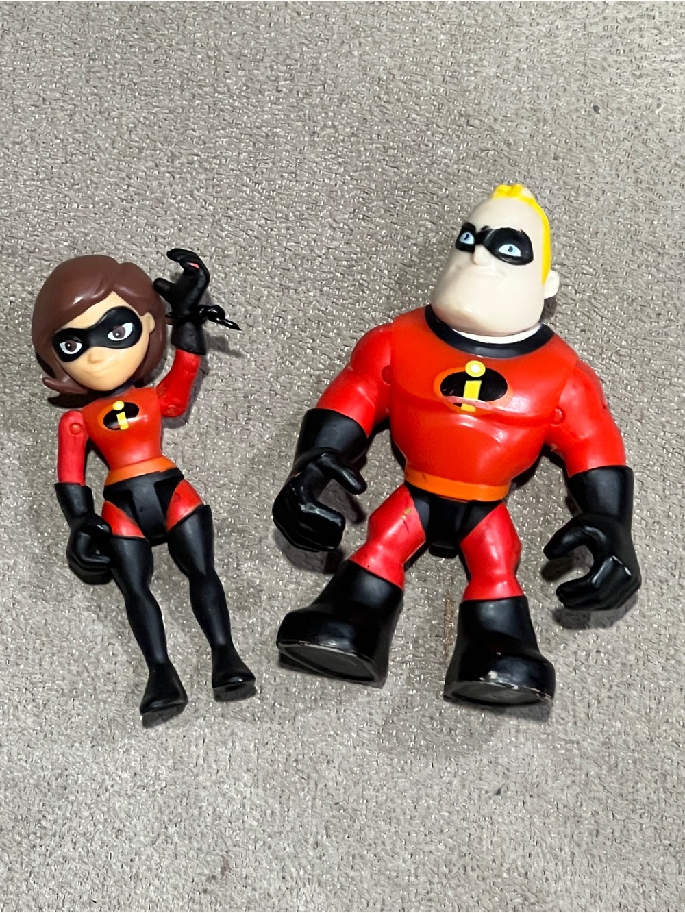Disney Pixar The Incredibles lot of 3 Figure lot Mr & Mrs elastigirl imaginext